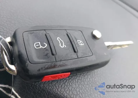 2017 Volkswagen Jetta 1.4T S z USA, uszkodzony, nr VIN 3VW2B7AJ0HM363956